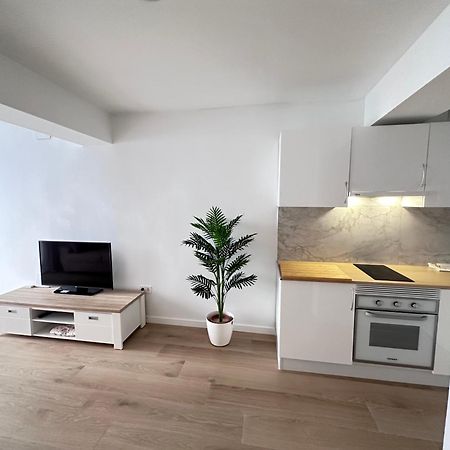 Artes Y Oficios Apartaments Ab Valencia Bagian luar foto