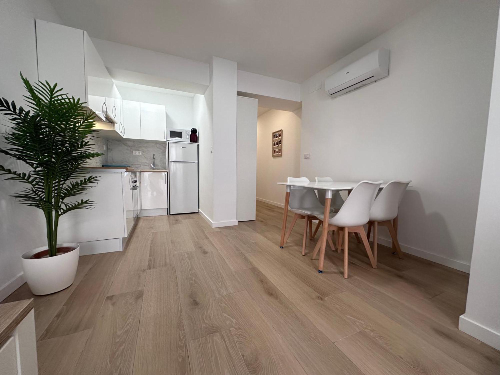 Artes Y Oficios Apartaments Ab Valencia Bagian luar foto