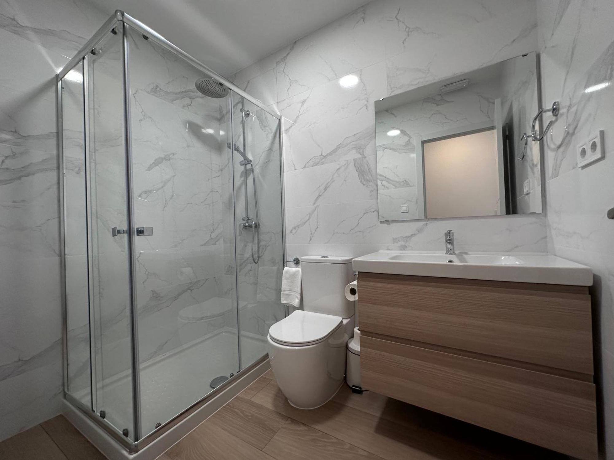 Artes Y Oficios Apartaments Ab Valencia Bagian luar foto